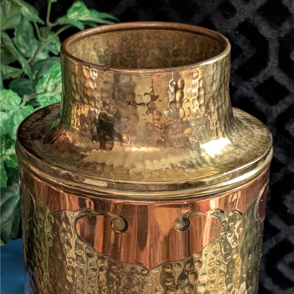 15" Tall Vintage Hammered Heavy Solid Brass & Copper Cylindrical Vase, Hong Kong - Picture 2 of 8